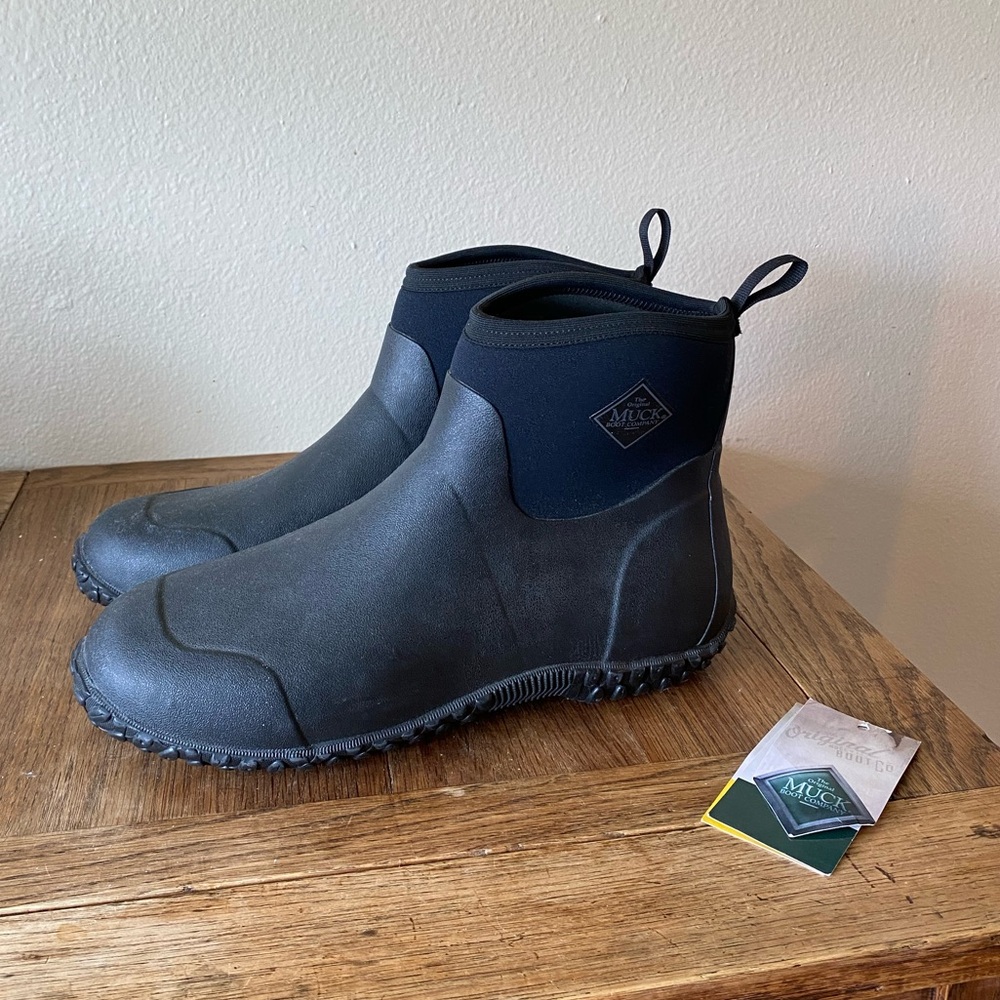 NEW men’s muck short boots size 14